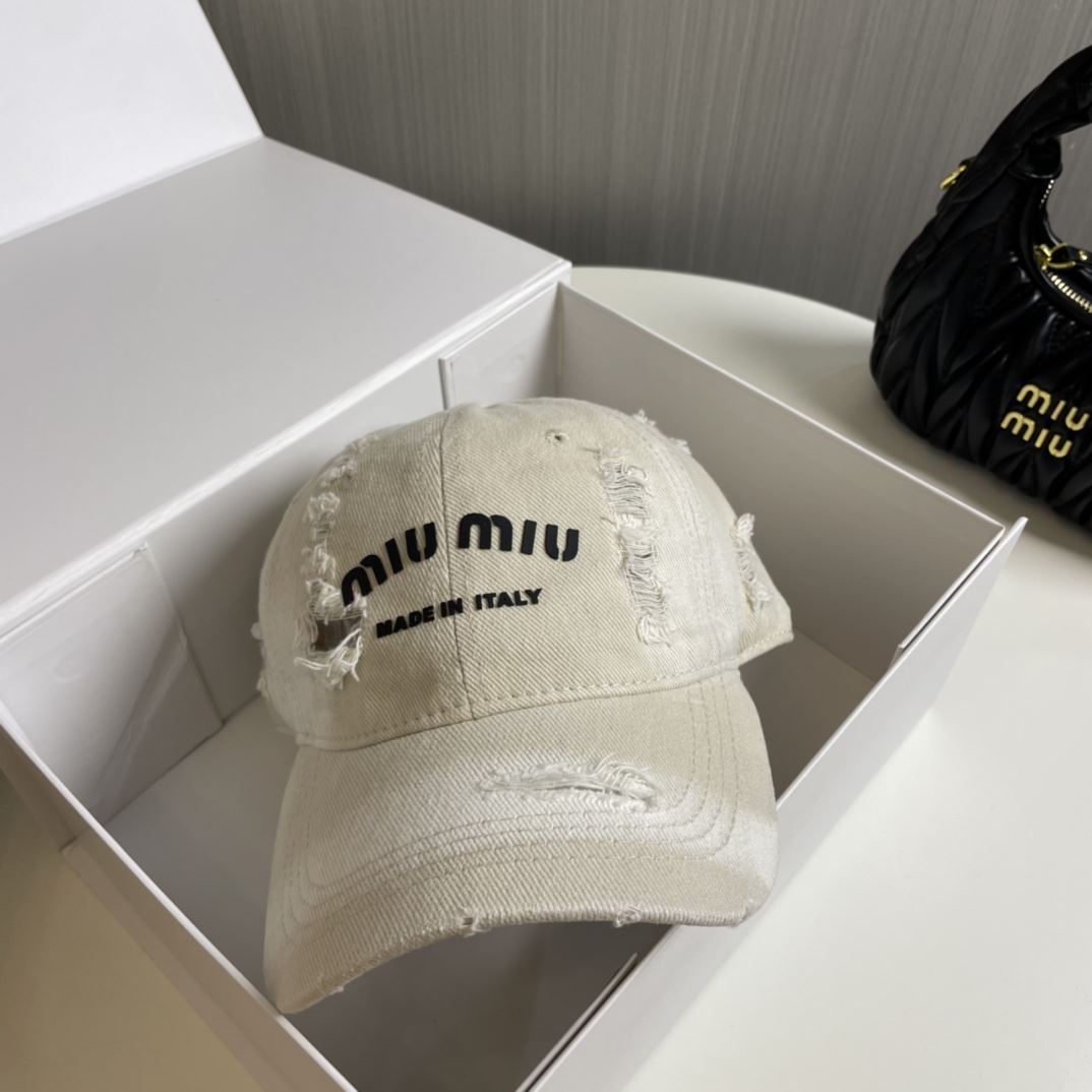 Miu Miu Caps